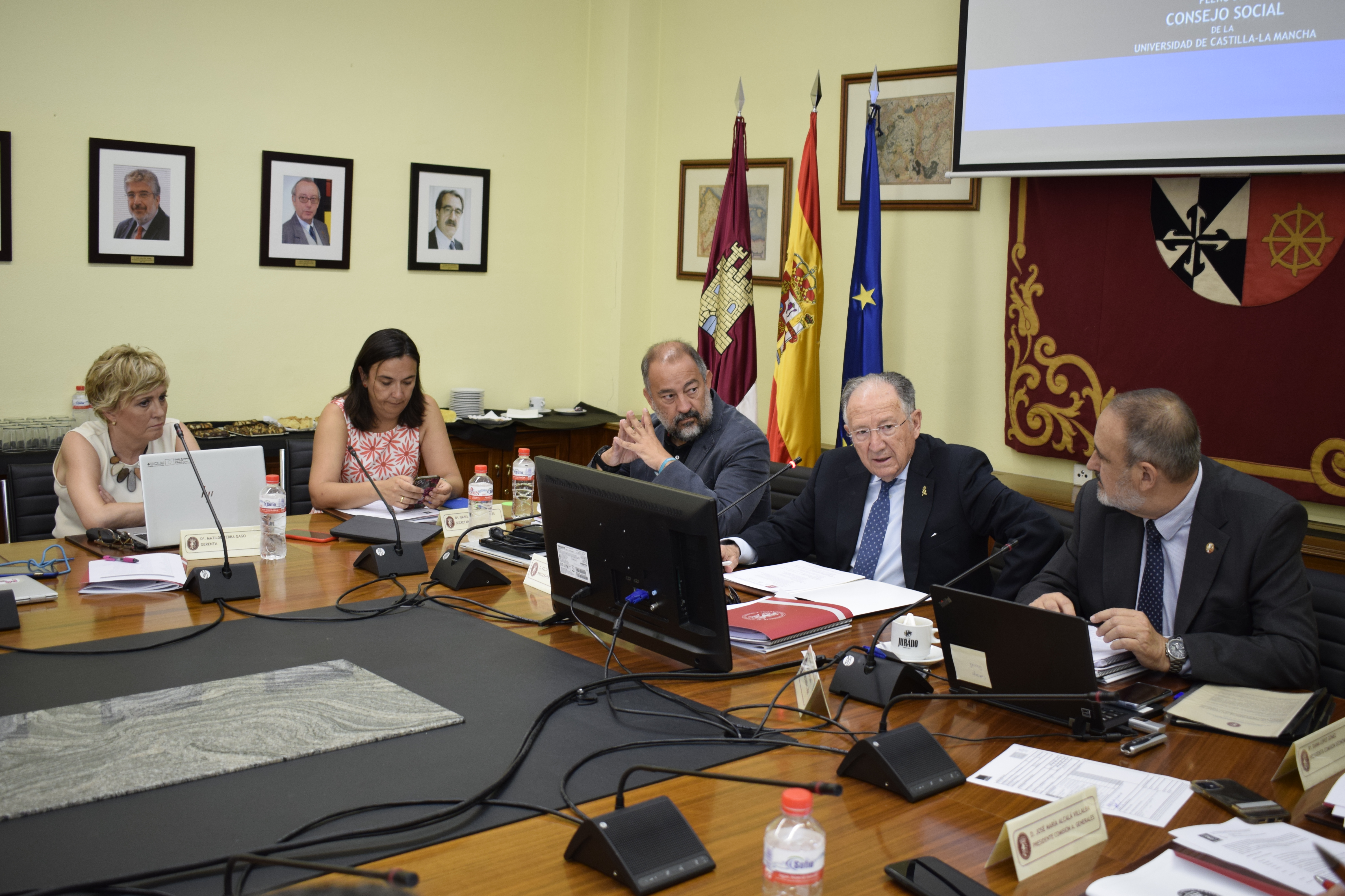 Mesa presidencial del pleno 20 julio 2022