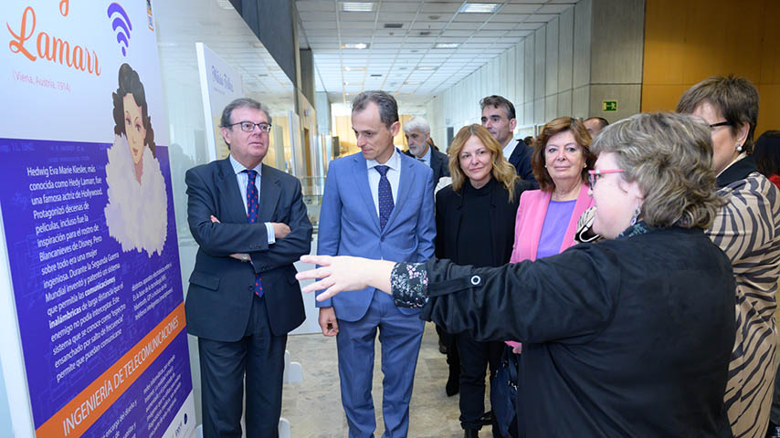 La exposición ‘Mujeres ingeniosas’ de la